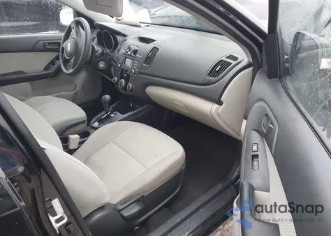 2010 Kia Forte Ex из США, поврежденный, VIN KNAFU4A2XA5852704